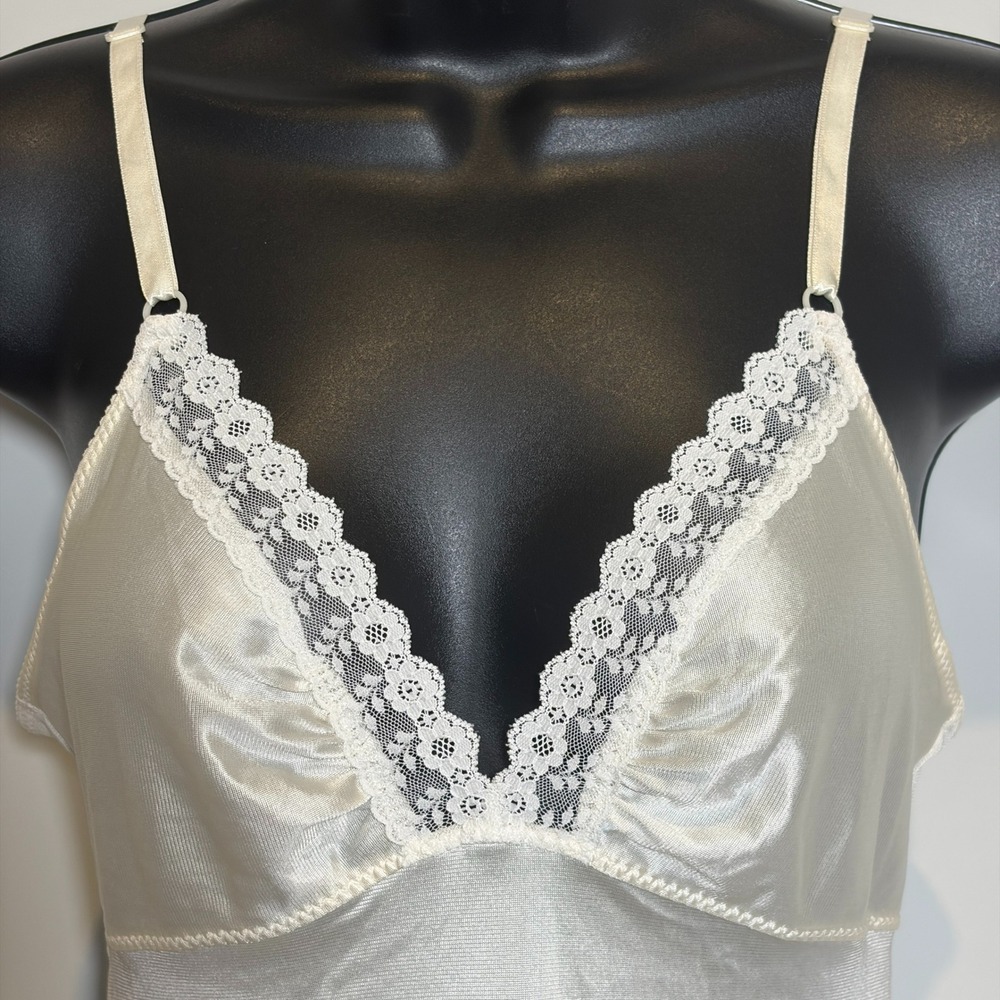 Vintage Coquette Full Slip Lace Trim Antron III Ballet Nylon Bridal Ivory - Picture 3 of 12